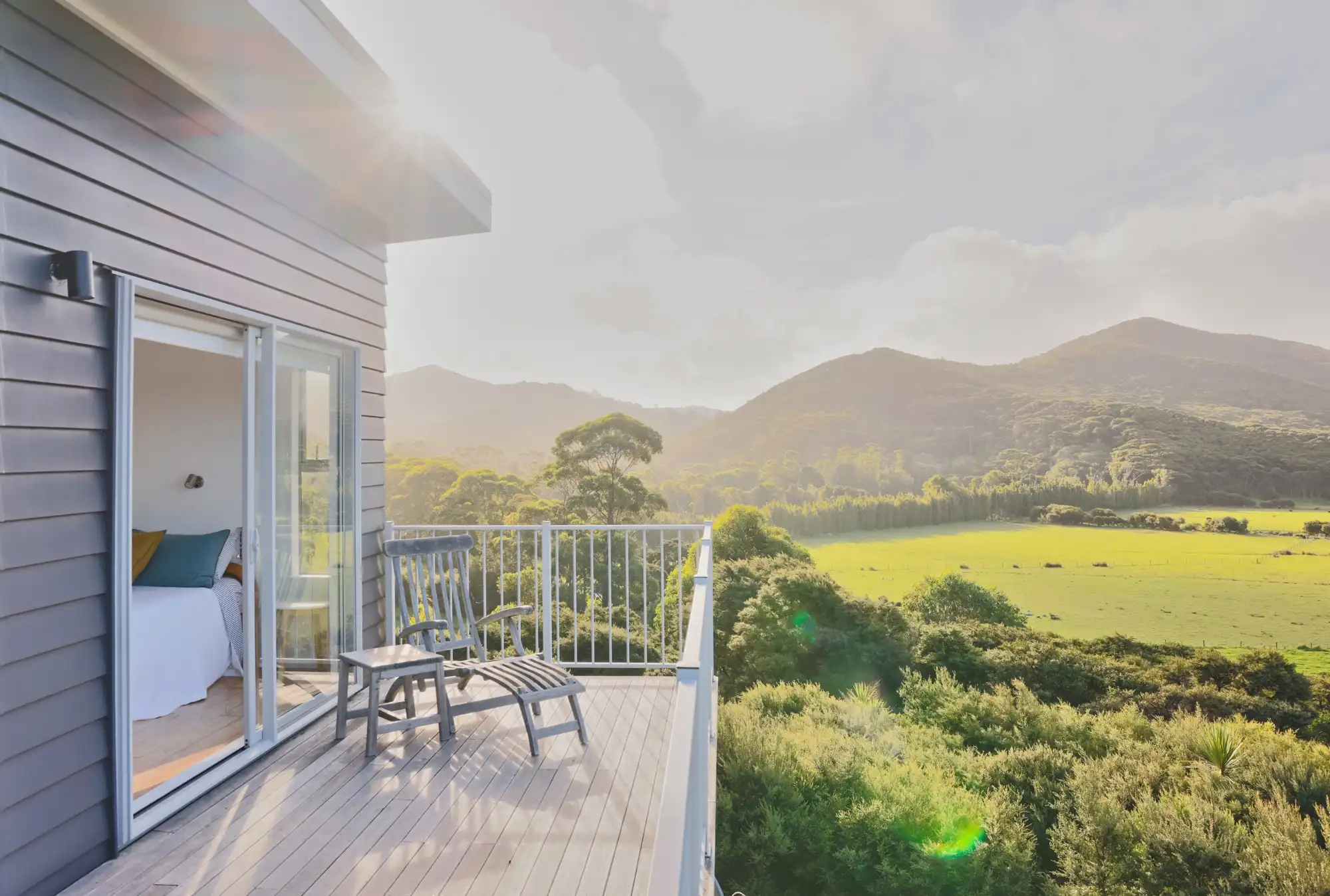 Ruru House — off-grid holiday home, Medlands Beach, Great Barrier Island