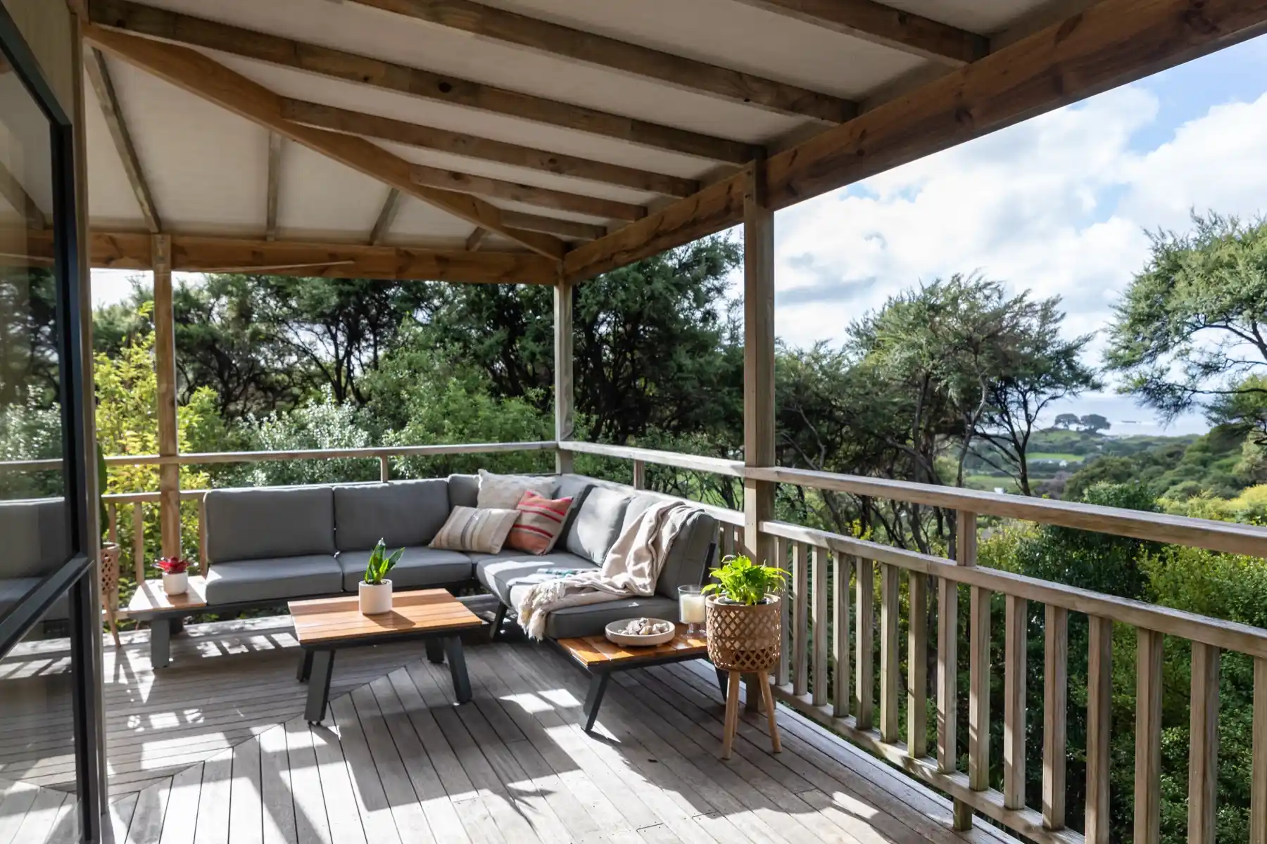 Tree House — off-grid holiday home, Medlands Beach, Great Barrier Island
